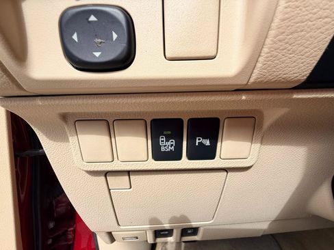 Used 2015 Lexus ES 350 w/ Premium Package FWD image 26