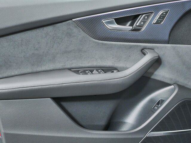 New 2026 Audi SQ8 Premium Plus AWD/4WD image 7