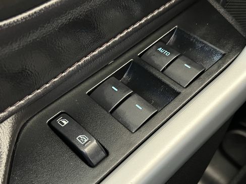 Used 2013 Ford Edge SEL image 37