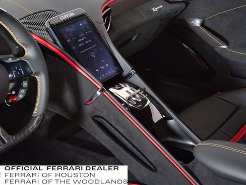 Used 2022 Ferrari Roma image 16