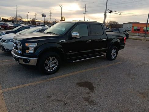 Used 2015 Ford F150 Lariat image 1