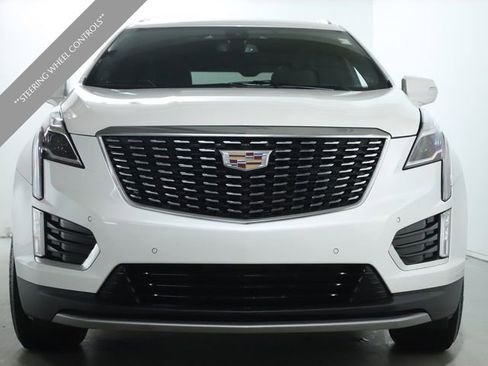 Used 2022 Cadillac XT5 Premium Luxury image 9