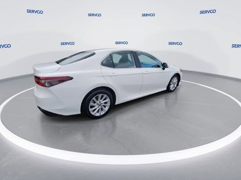Used 2023 Toyota Camry LE image 8