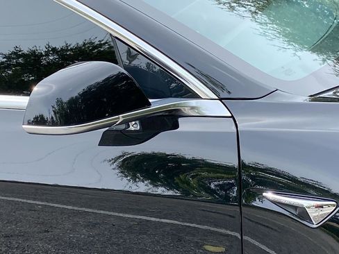 Used 2017 Tesla Model 3 Long Range image 19