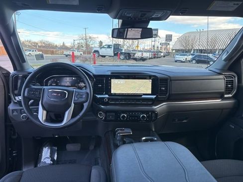 Used 2025 GMC Sierra 1500 Elevation w/ Preferred Package image 29