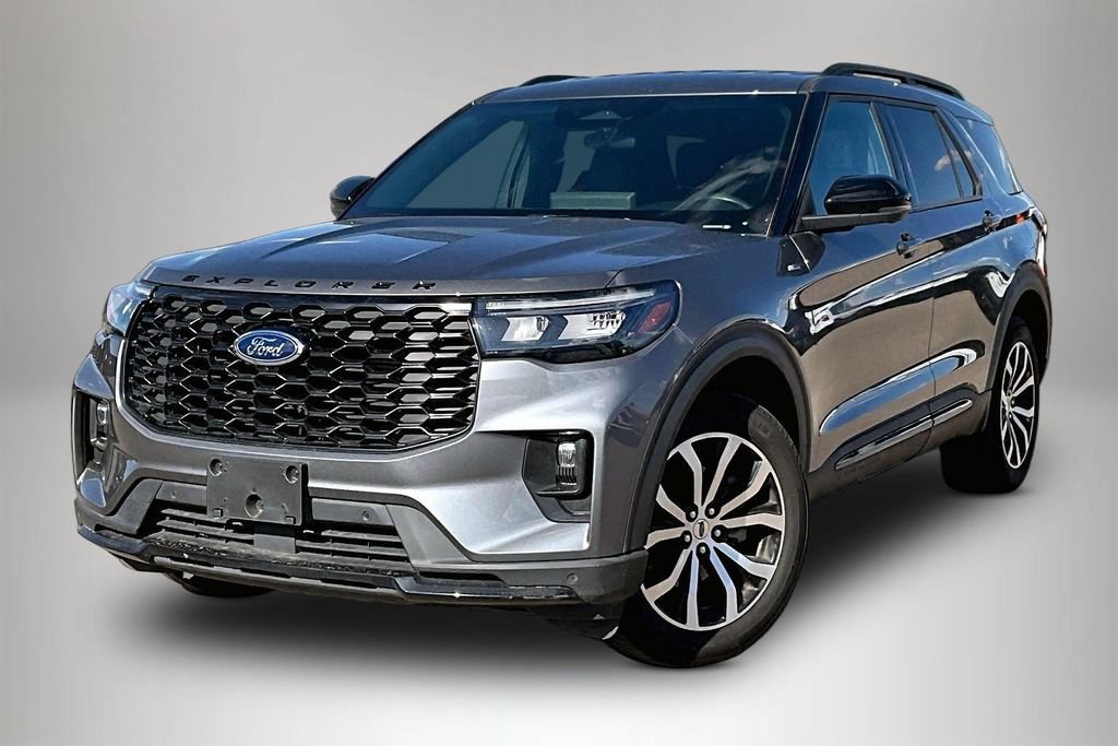 Used 2025 Ford Explorer ST-Line AWD/4WD image 3