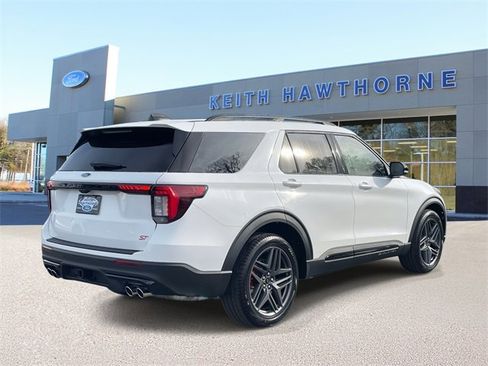 New 2026 Ford Explorer ST image 6