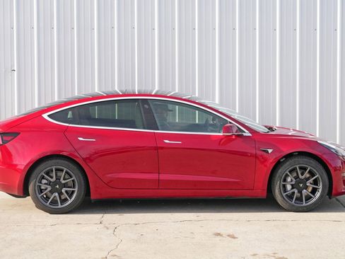 Used 2020 Tesla Model 3 Standard Range Plus image 52