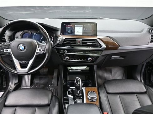 Used 2018 BMW X3 xDrive30i w/ Premium Package image 16