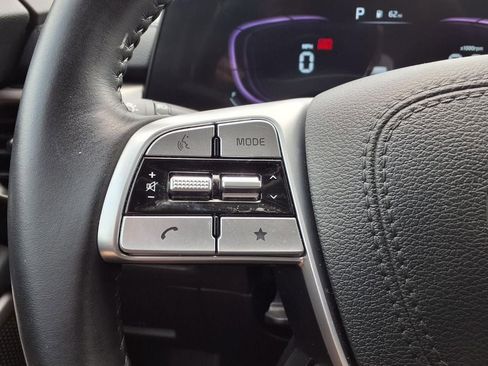 Certified 2025 Kia Telluride S FWD image 20