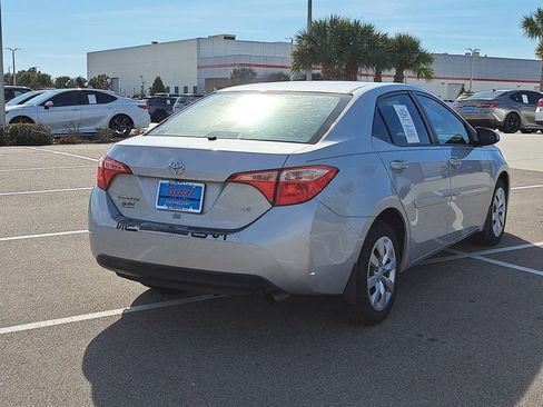 Used 2019 Toyota Corolla LE image 3