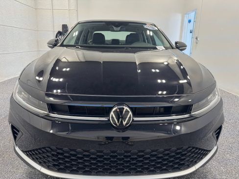 Used 2026 Volkswagen Jetta SEL FWD image 10