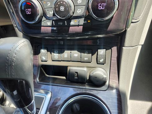 Used 2017 Buick Enclave Leather w/ Trailering Package FWD image 30