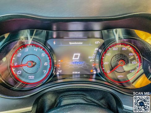 Used 2019 Dodge Charger SXT w/ Plus Group image 21