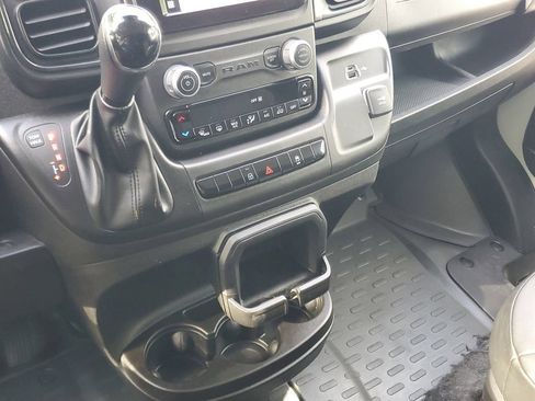 Used 2025 RAM ProMaster 2500 w/ Convenience Group FWD image 24
