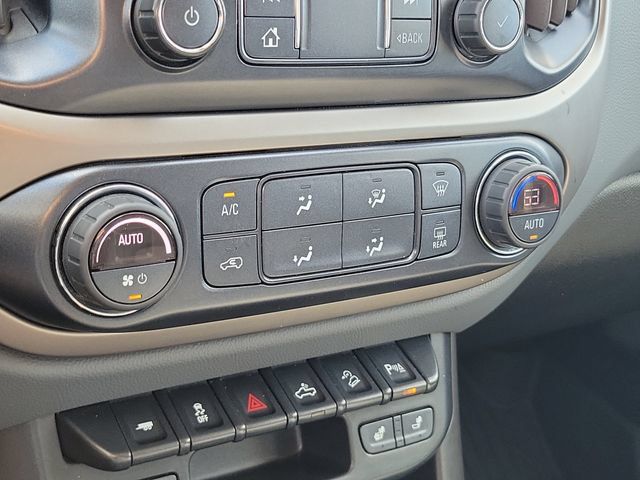 Used 2019 Chevrolet Colorado Z71 AWD/4WD image 18