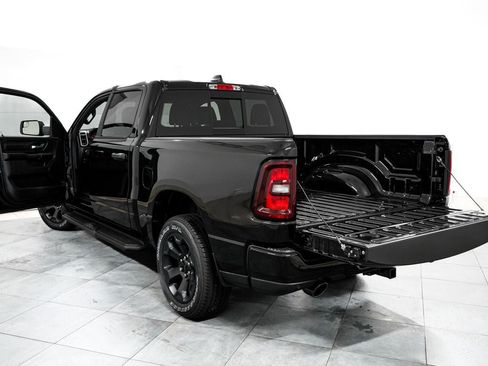 New 2026 RAM 1500 Express AWD/4WD image 12