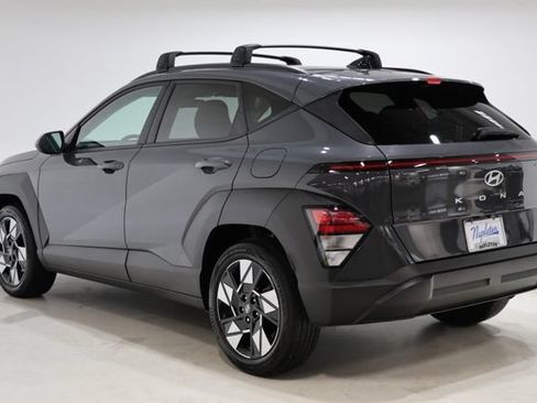 Certified 2024 Hyundai Kona SEL w/ Convenience Package FWD image 5