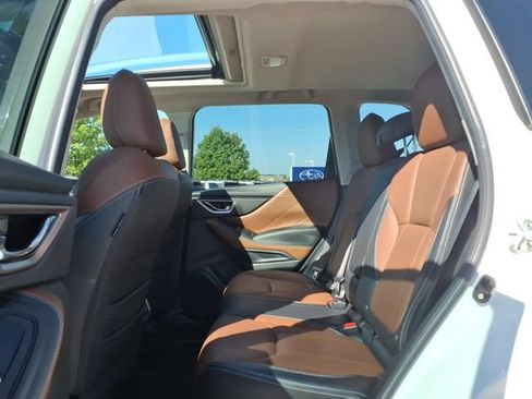 Used 2023 Subaru Forester Touring AWD/4WD image 13