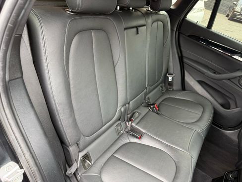 Used 2017 BMW X1 xDrive28i AWD/4WD image 8