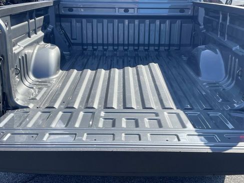 Used 2022 Chevrolet Colorado LT w/ LT Convenience Package image 11