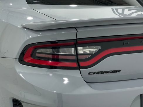 Used 2022 Dodge Charger SRT Hellcat w/ Harman/Kardon Audio Group image 34