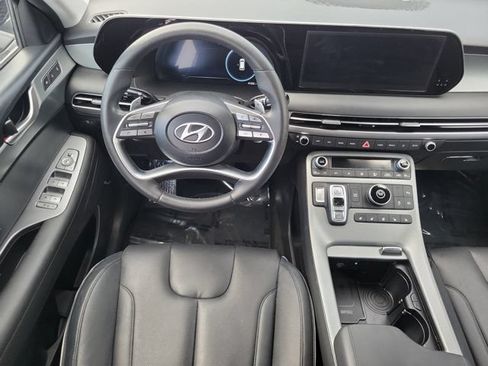 Used 2023 Hyundai Palisade SEL w/ Premium Package FWD image 16