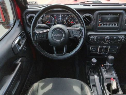 Used 2021 Jeep Gladiator Sport image 18