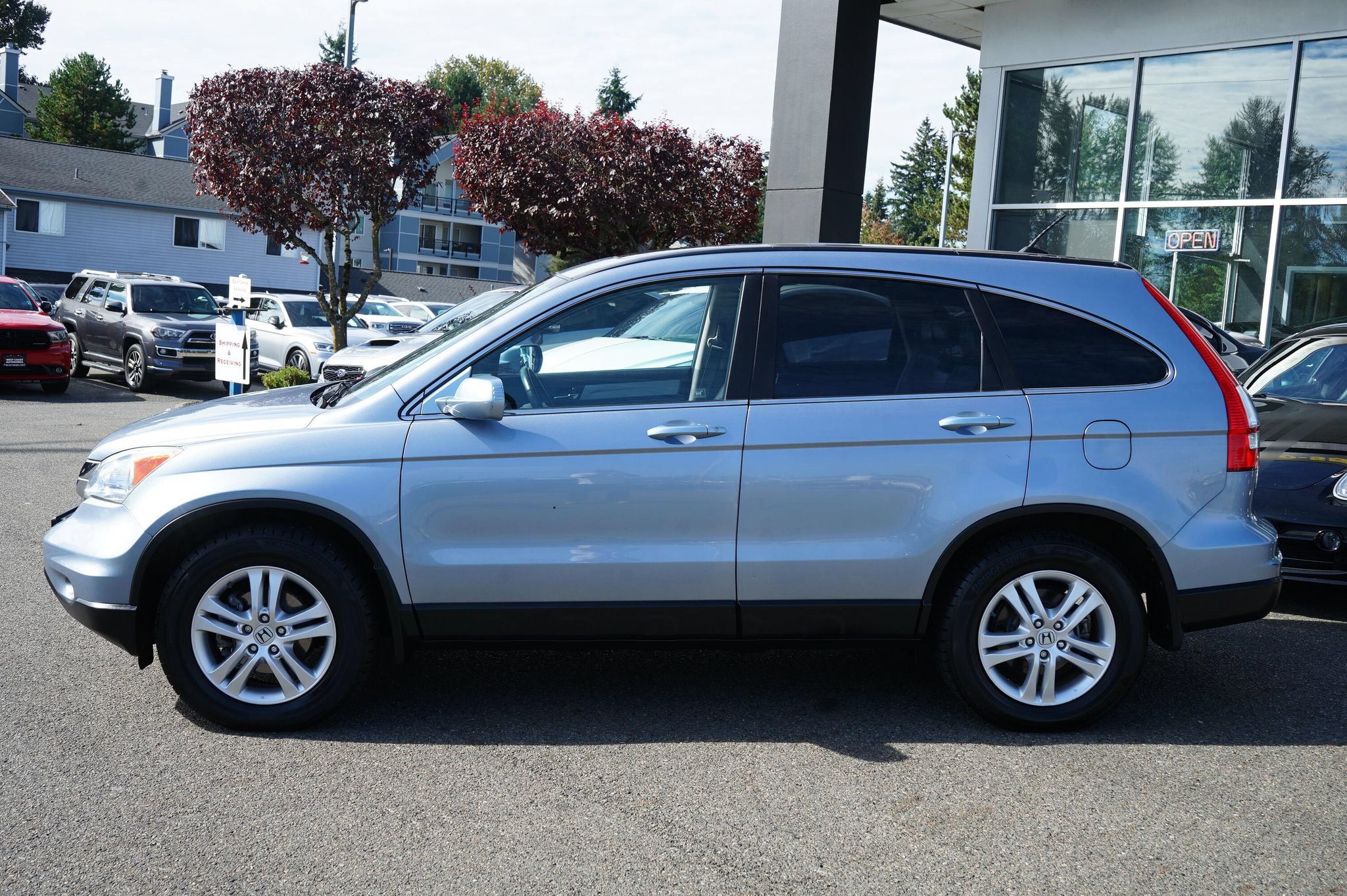 Used 2011 Honda CR-V EX-L image 2