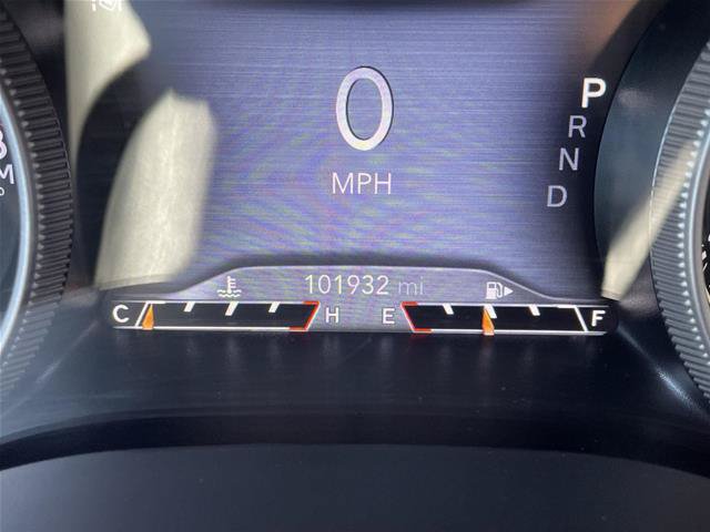Used 2019 Jeep Cherokee Trailhawk AWD/4WD image 3