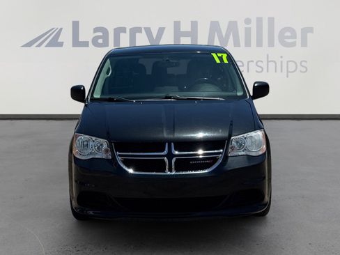 Used 2017 Dodge Grand Caravan SE w/ Power Window Group FWD image 8