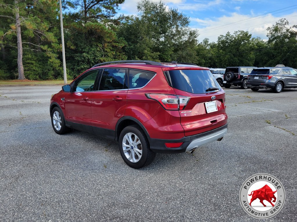 Certified 2017 Ford Escape SE w/ Equipment Group 201A FWD image 4