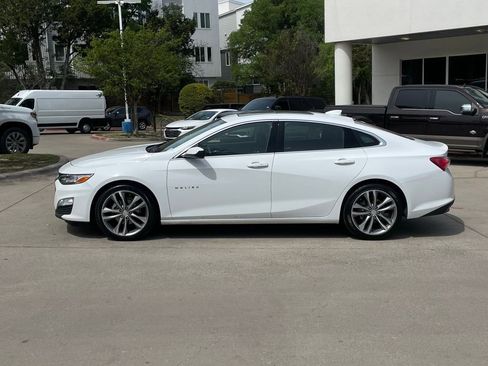 Used 2024 Chevrolet Malibu LT image 3
