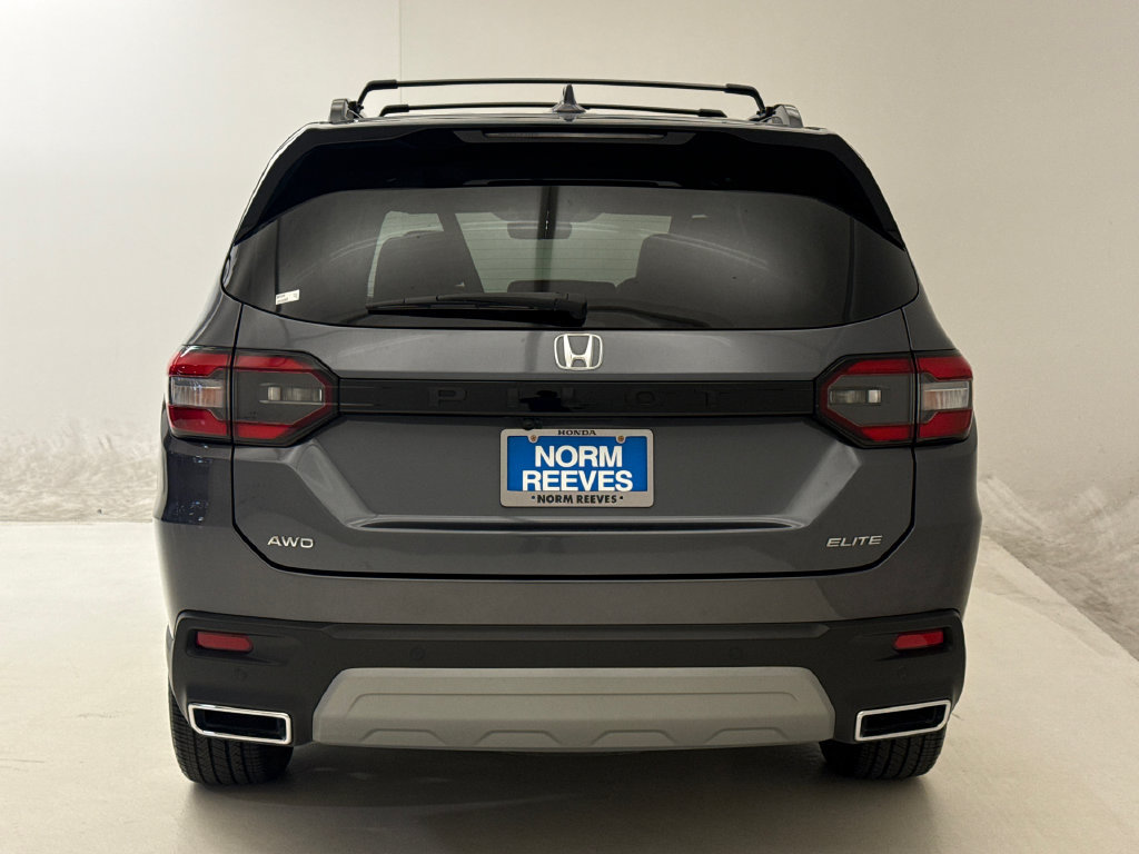 Certified 2025 Honda Pilot Elite image 9