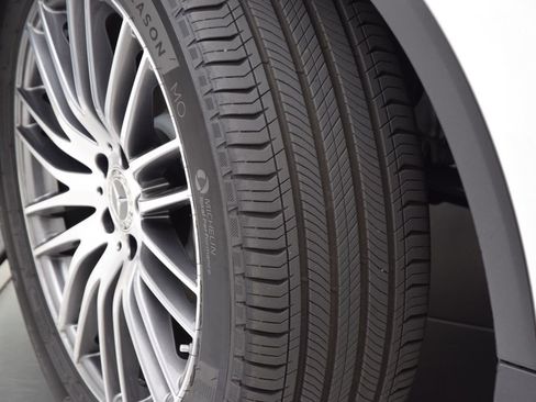 Certified 2026 Mercedes-Benz GLC 300 4MATIC image 28