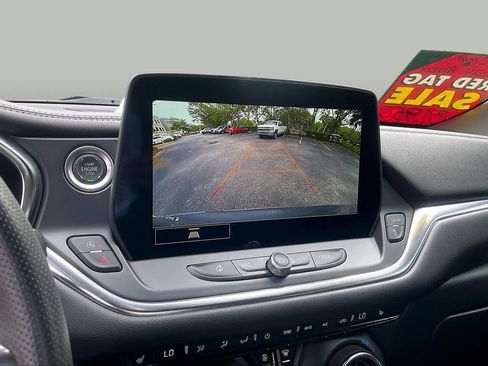 Used 2024 Chevrolet Blazer LT w/ Convenience Package FWD image 22