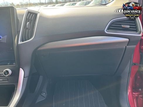 Used 2023 Ford Edge SEL w/ Convenience Package AWD/4WD image 16
