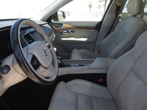 Used 2016 Volvo XC90 T6 Inscription w/ Vision Package image 15