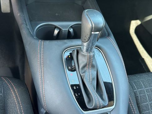 Used 2025 Honda HR-V Sport image 27