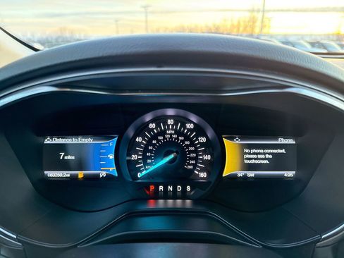 Used 2019 Ford Fusion SE w/ Equipment Group 151A image 16