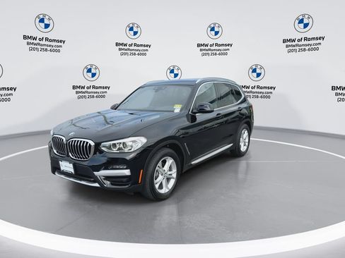 Used 2021 BMW X3 xDrive30i w/ Convenience Package AWD/4WD image 4
