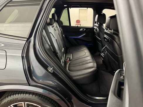 Used 2021 BMW X5 M50i image 47