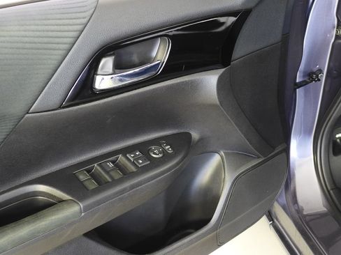 Used 2016 Honda Accord LX image 12