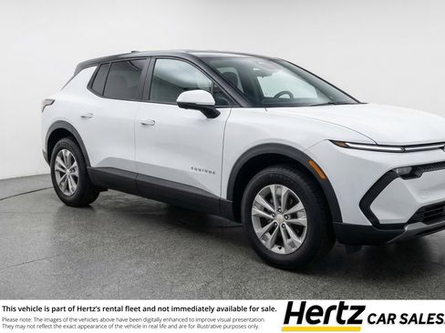 Used 2025 Chevrolet Equinox LT image 1