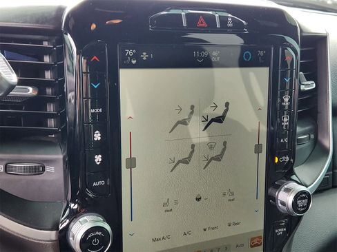 Used 2022 RAM 2500 Big Horn w/ Level C Equiment Group image 23