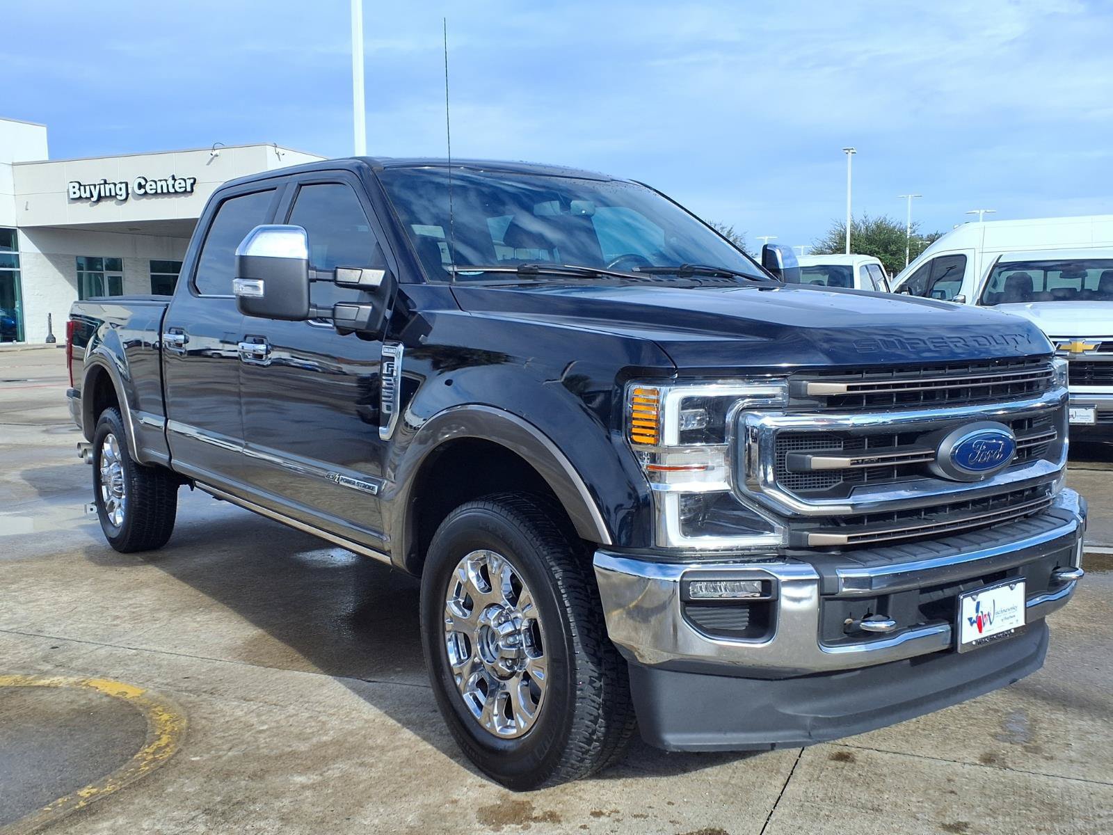 Used 2021 Ford F250 King Ranch w/ King Ranch Ultimate Package AWD/4WD image 3