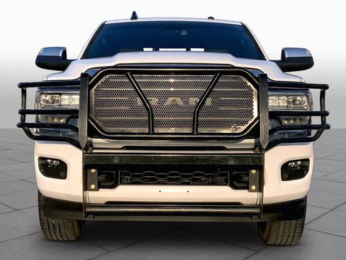 Used 2020 RAM 2500 Limited AWD/4WD image 4