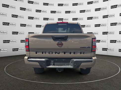 Used 2023 Nissan Frontier PRO-4X w/ Pro Convenience Package AWD/4WD image 5