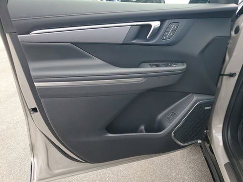 New 2026 Buick Enclave Sport Touring image 8