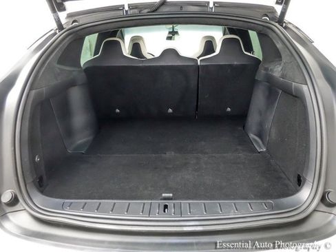 Used 2019 Tesla Model X Long Range image 40